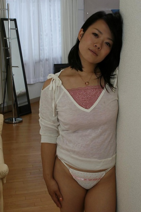 Mature Asian Lingerie - Japanese Lingerie Porn Pics & Naked Boobs Photos - BoobsGirls.com